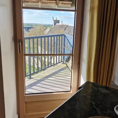 La Maison Du Mont Saint Michel Bed & Breakfast *