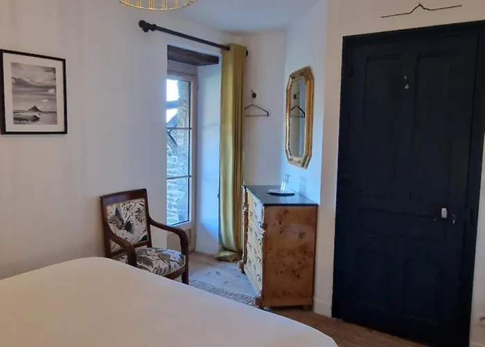 La Maison Du Mont Saint Michel Frühstückspension